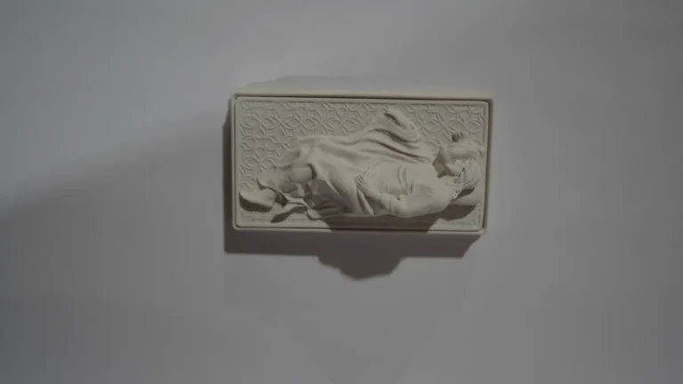 Colección Gracia Divina — San José Dormido con Cofre para Petición (grande) - vista 4