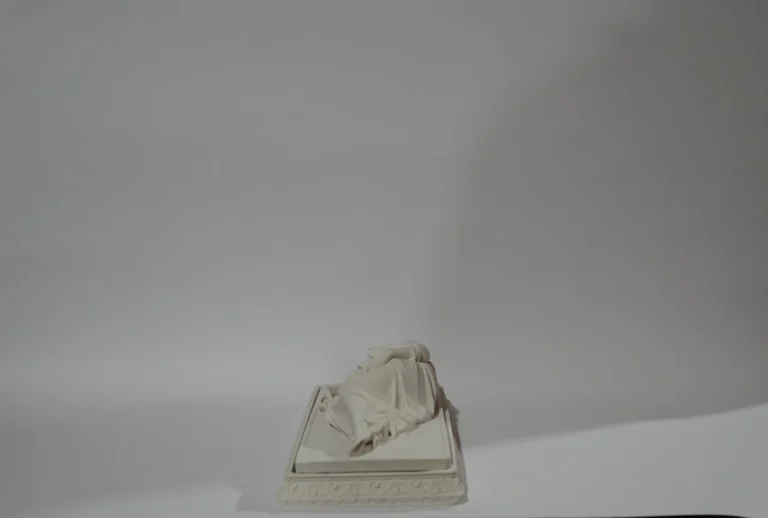 Colección Gracia Divina — San José Dormido con Cofre para Petición (grande) - vista 5