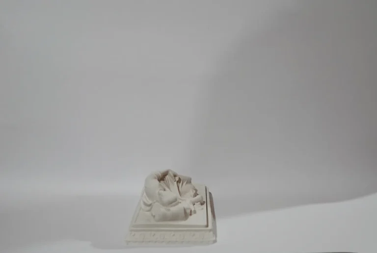 Colección Gracia Divina — San José Dormido con Cofre para Petición (grande) - vista 6
