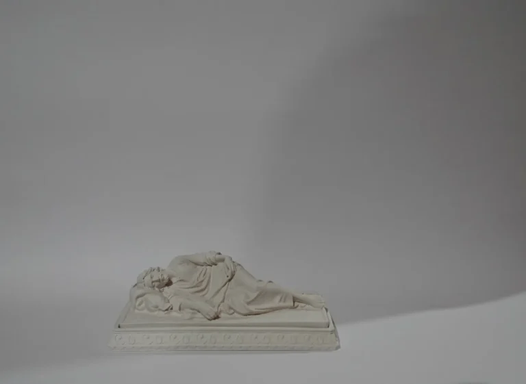 Colección Gracia Divina — San José Dormido con Cofre para Petición (grande) - vista 7