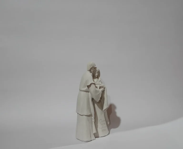 Colección Milagrosa — Sagrada Familia "O come let us adore Him" - vista 8