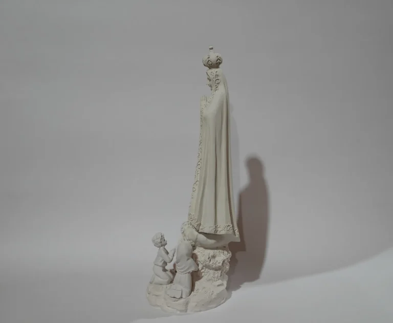 Colección Gracia Divina — Virgen de Fátima con Pastorcitos y Ovejita - vista 12
