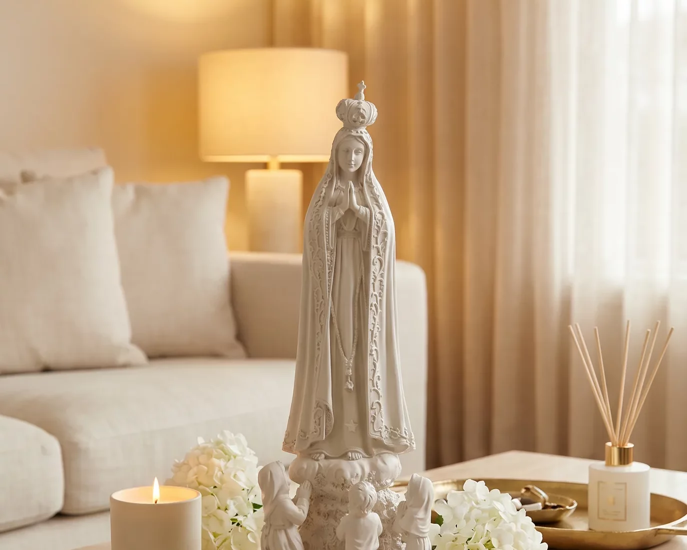Virgen de Fátima con Pastorcitos y Ovejita